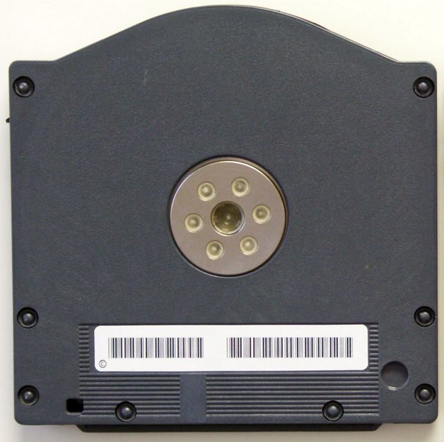Disk Drive Assembly